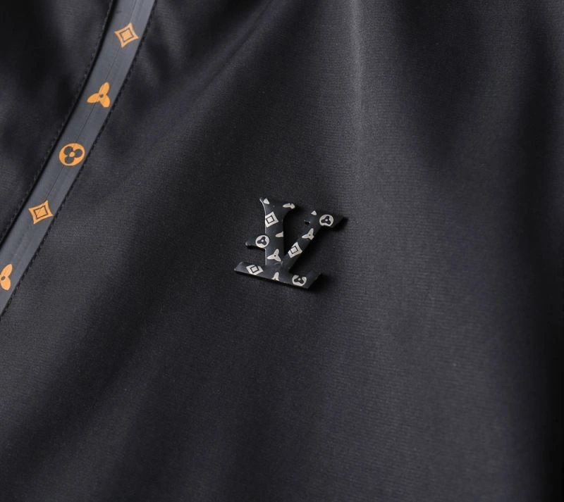 Louis Vuitton Outwear FashionForward 137673