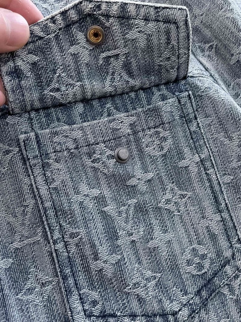 Louis Vuitton Outwear Contemporary 137663