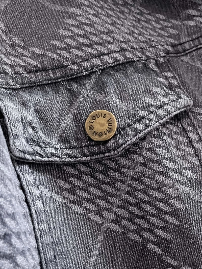 Louis Vuitton Outwear Snug 137669