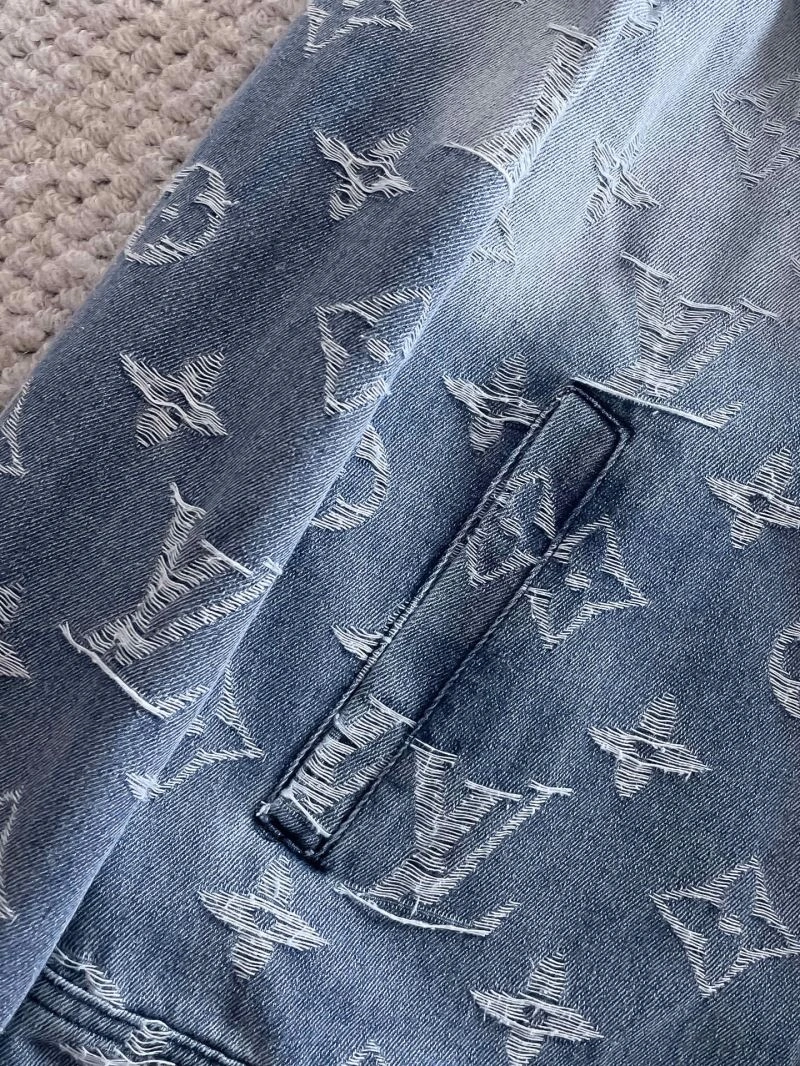 Louis Vuitton Outwear Contemporary 137662