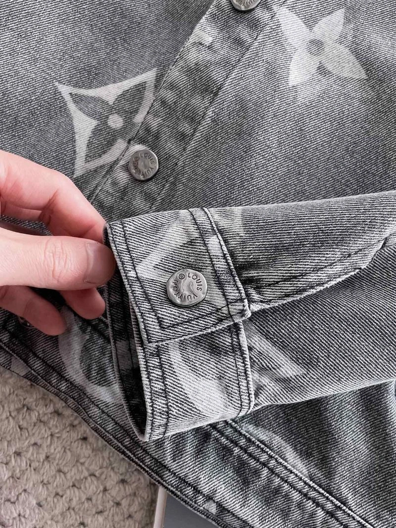 Affordable Louis Vuitton Outwear 137661