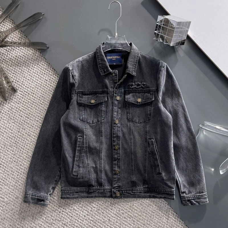 Modern Louis Vuitton Outwear 137676