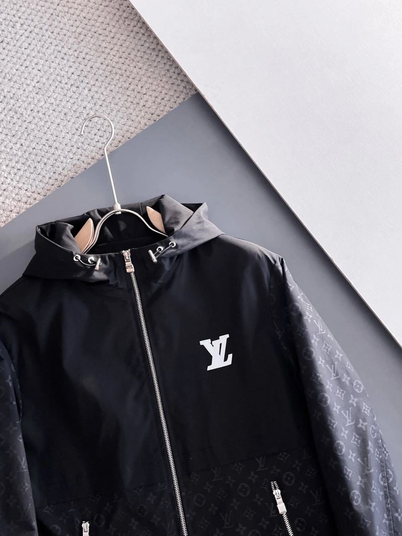 Attractive Louis Vuitton Outwear 137656