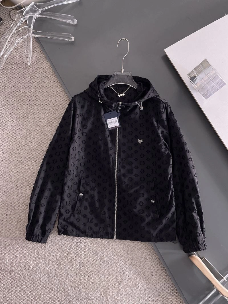 FreshLook Louis Vuitton Outwear 137658