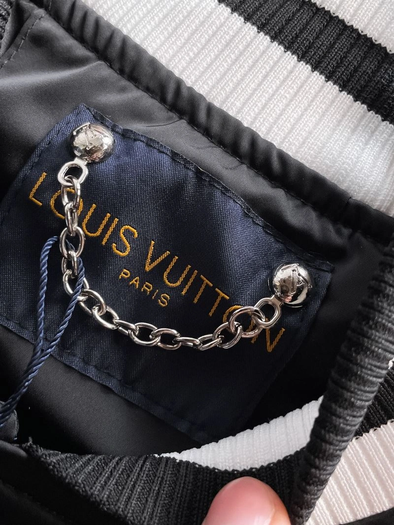 Louis Vuitton Outwear WrinkleFree 137649