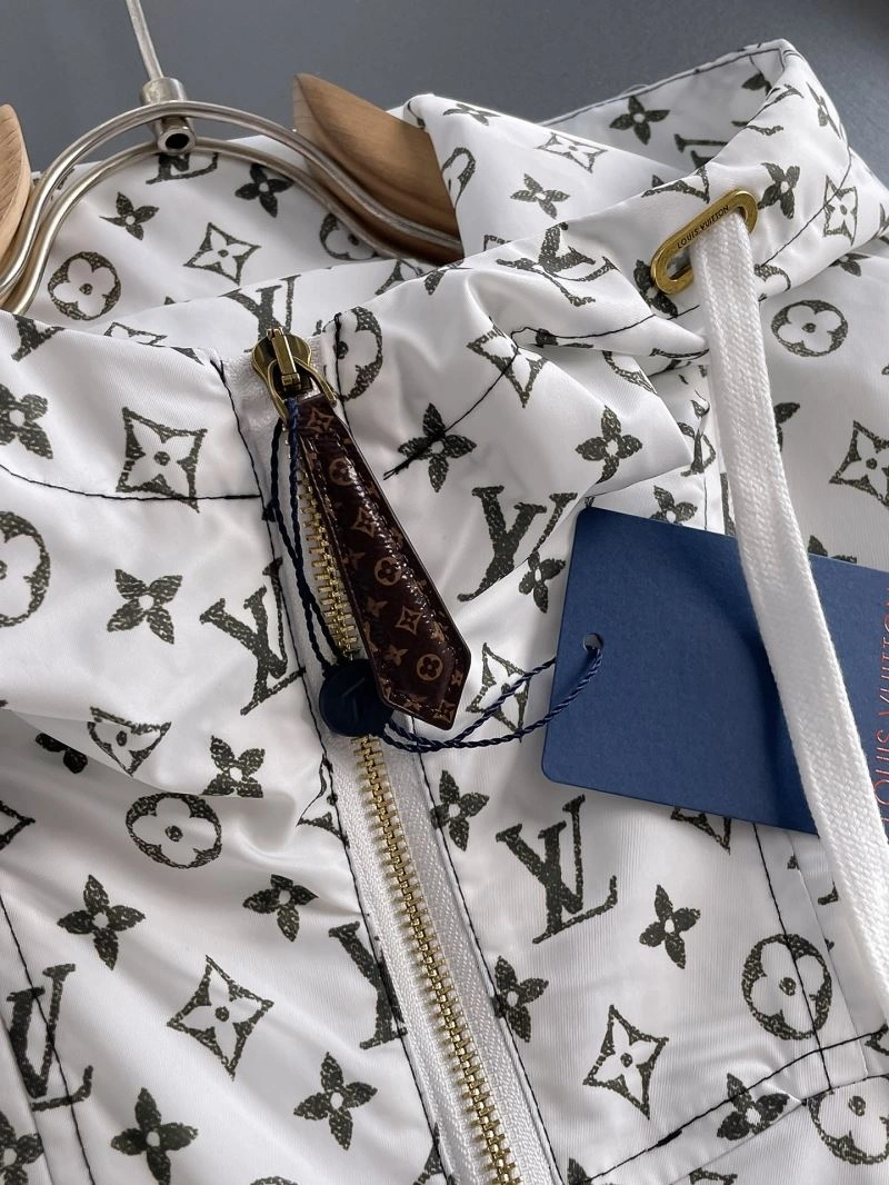 Louis Vuitton Outwear EasyCare 137653