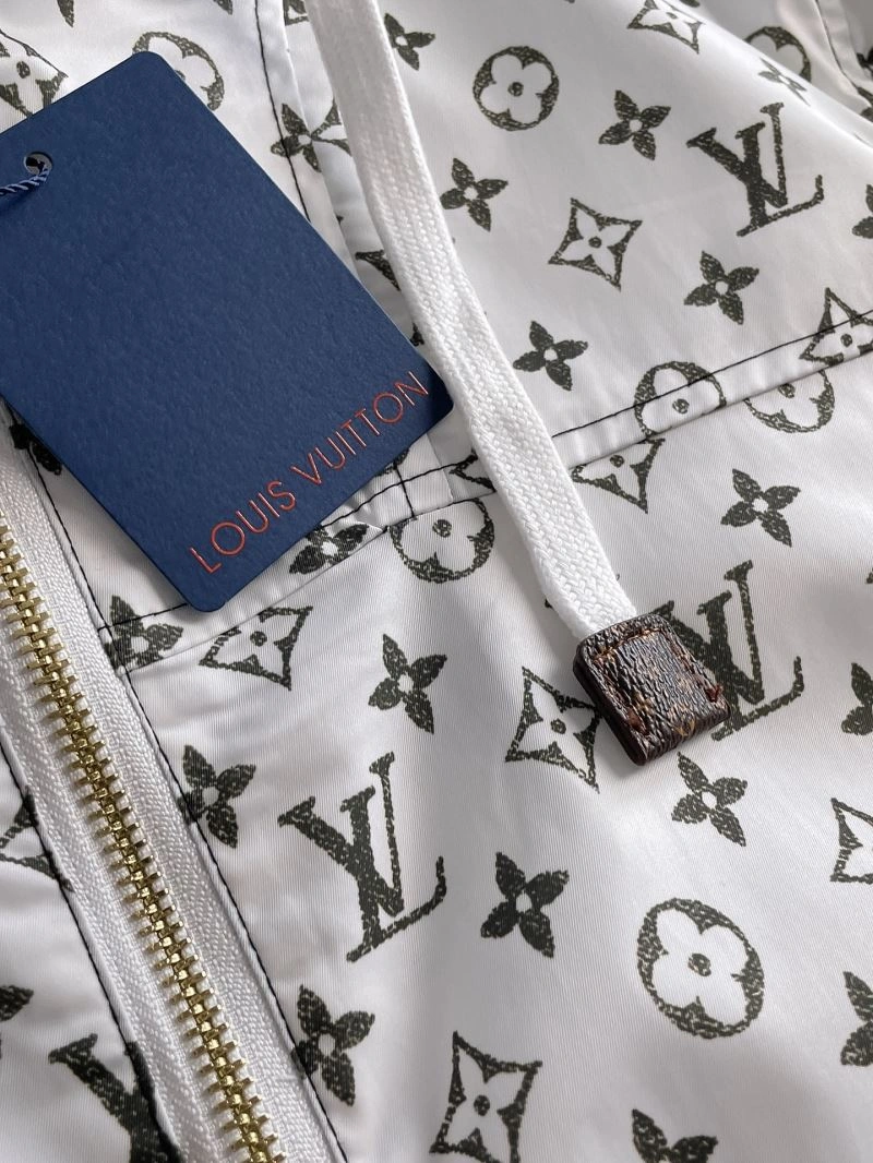 Louis Vuitton Outwear EasyCare 137653