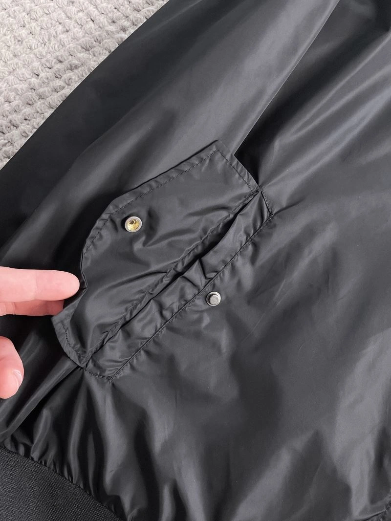 Louis Vuitton Outwear Lightweight 137652