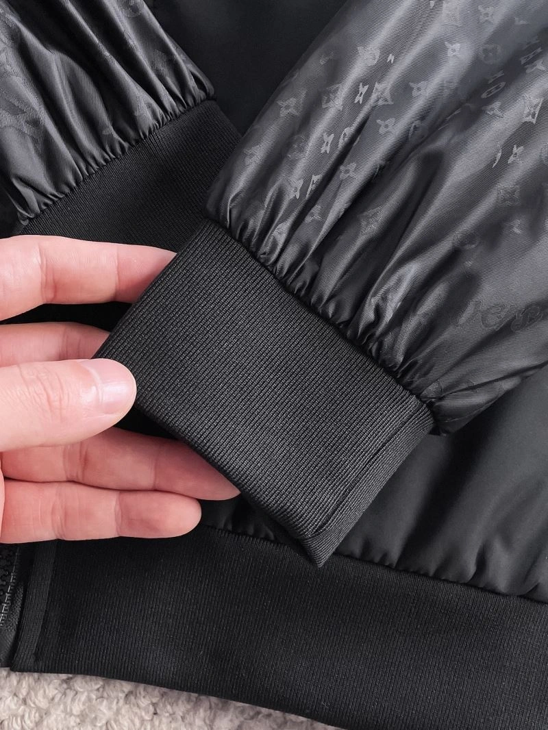 Cozy Louis Vuitton Outwear 137648