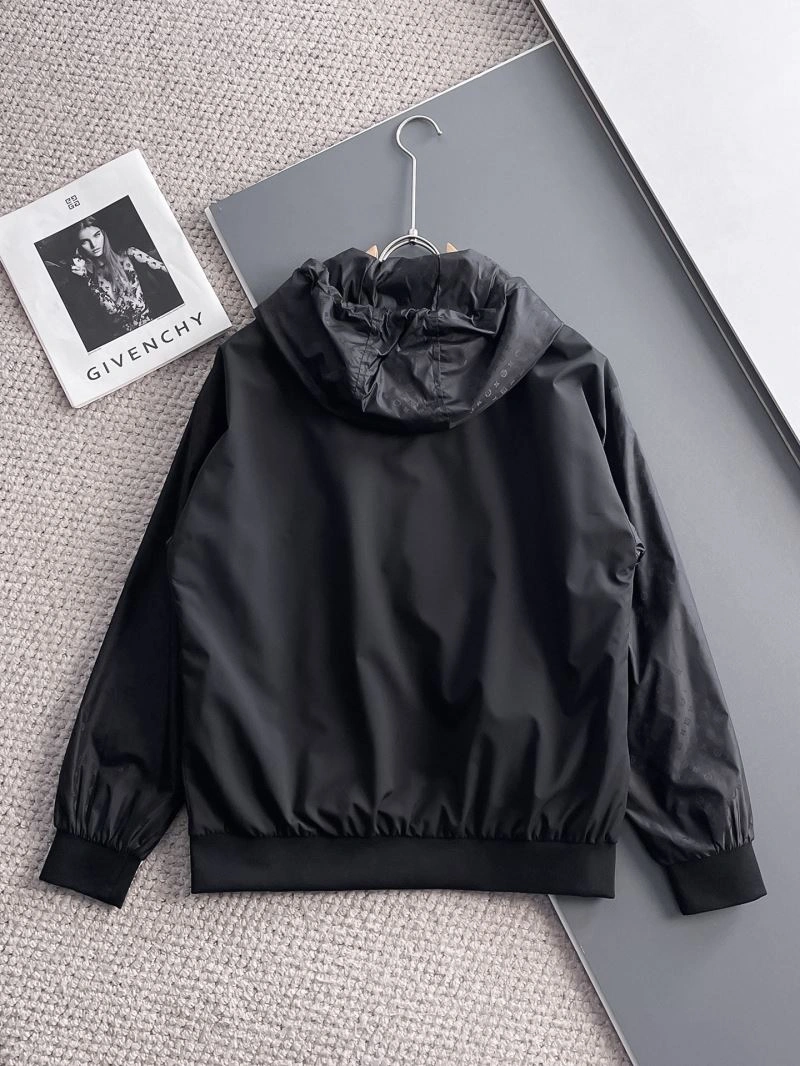 Cozy Louis Vuitton Outwear 137648