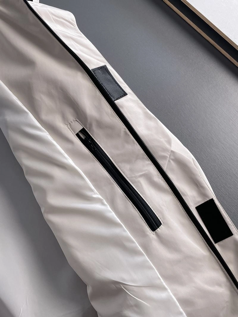 Louis Vuitton Outwear TimelessDesign 137646