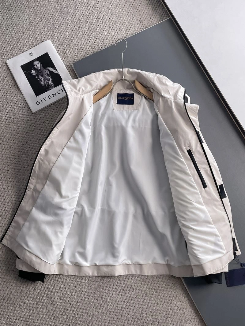 Louis Vuitton Outwear TimelessDesign 137646