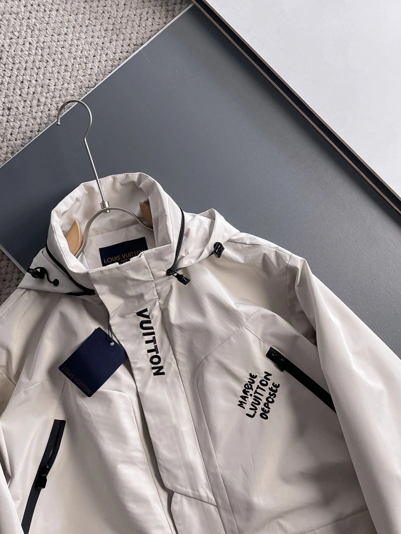 Louis Vuitton Outwear TimelessDesign 137646