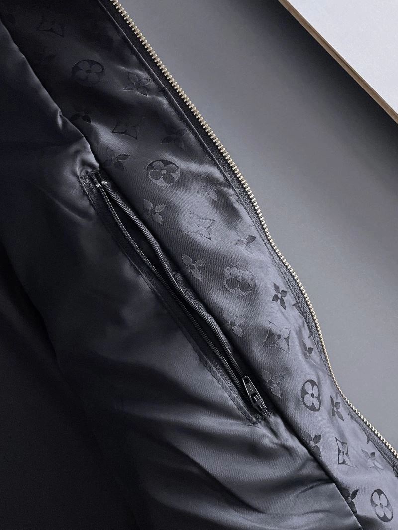 Resilient Louis Vuitton Outwear 137639