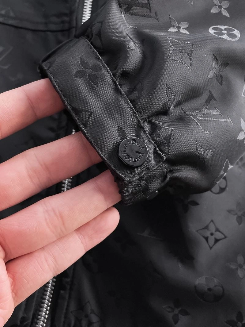WrinkleFree Louis Vuitton Outwear 137630