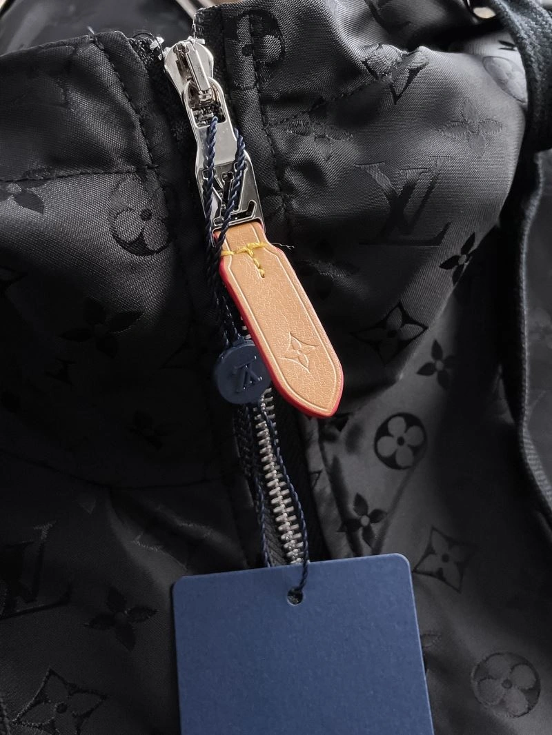 WrinkleFree Louis Vuitton Outwear 137630