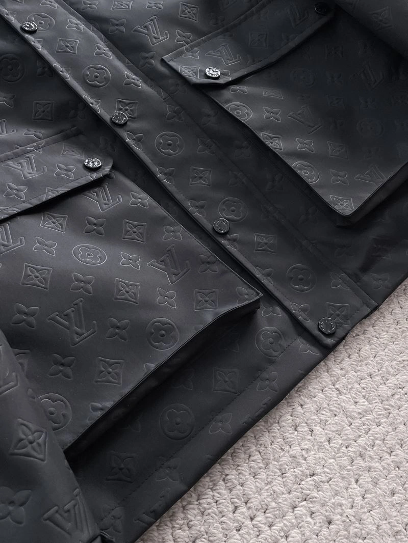 OnTrend Louis Vuitton Outwear 137632