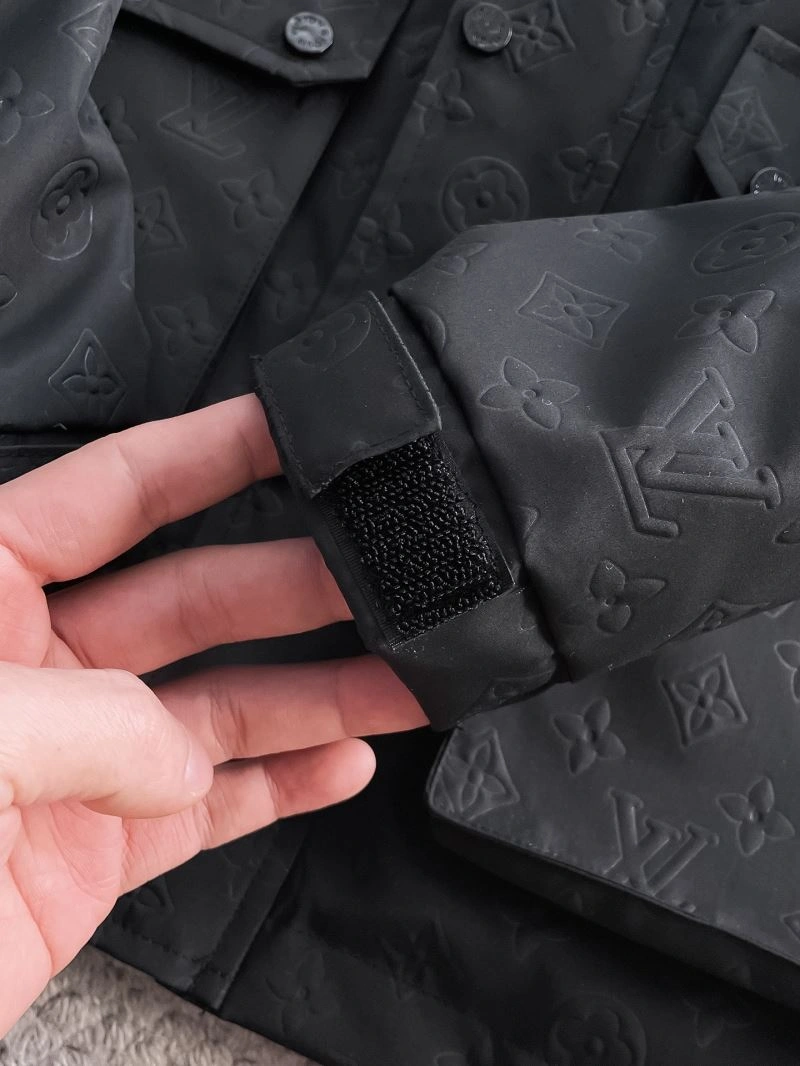 OnTrend Louis Vuitton Outwear 137632