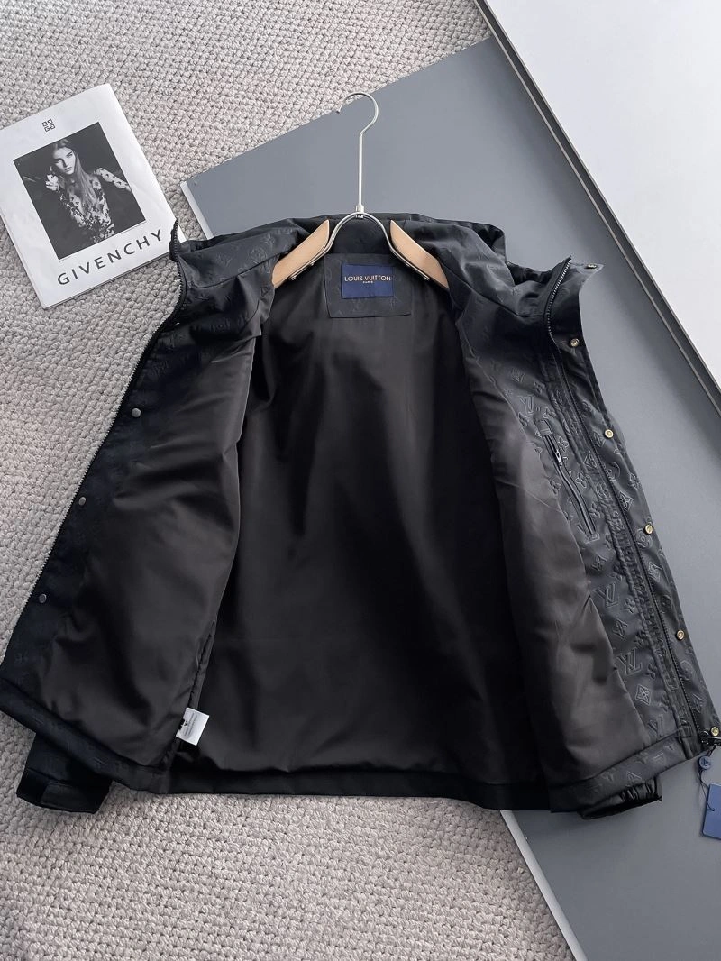 OnTrend Louis Vuitton Outwear 137632