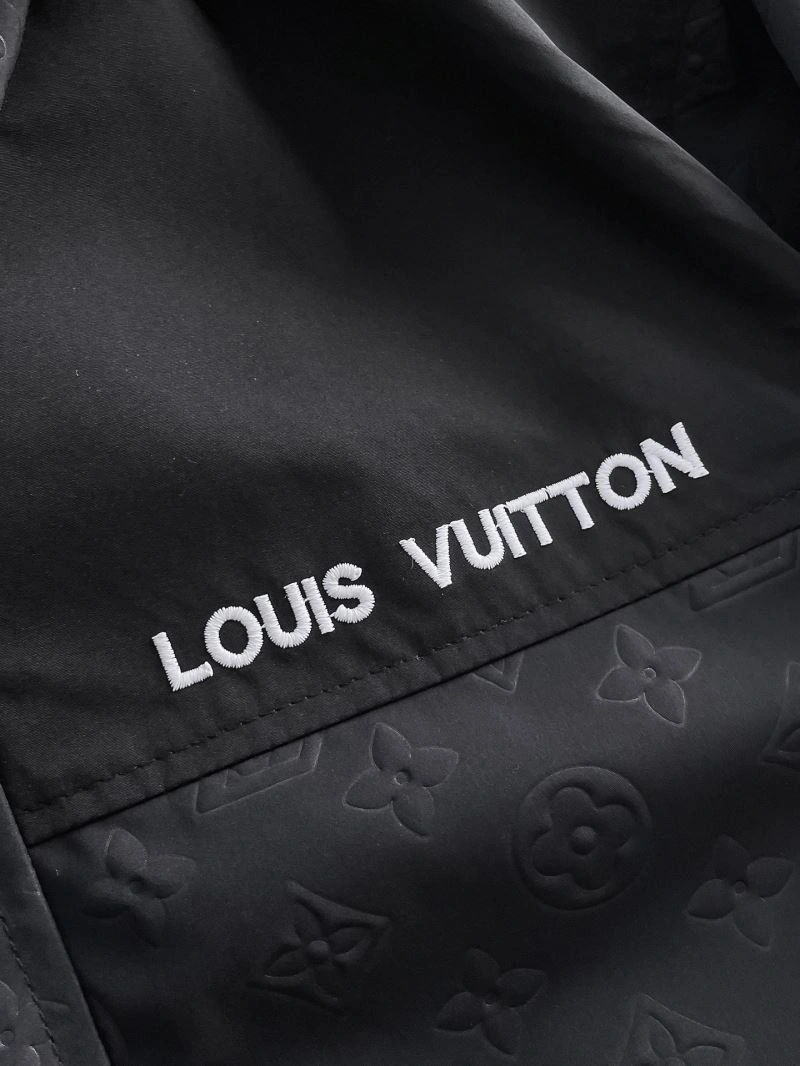 OnTrend Louis Vuitton Outwear 137632