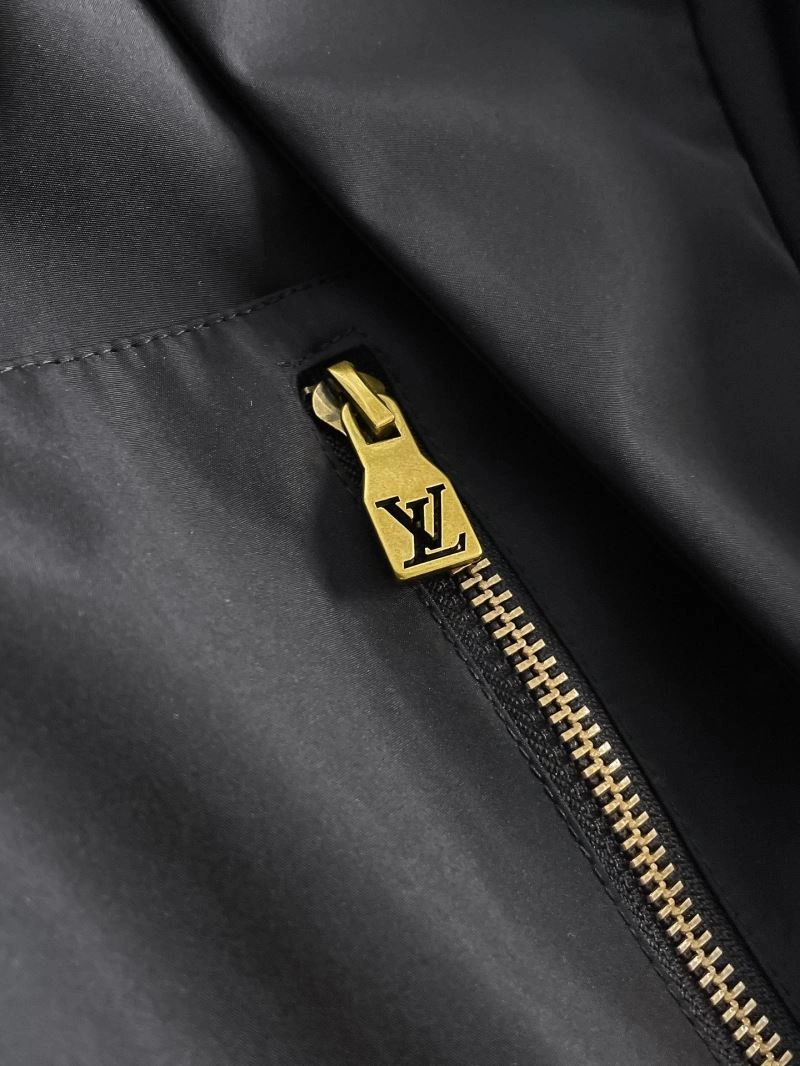 EasyCare Louis Vuitton Outwear 137634