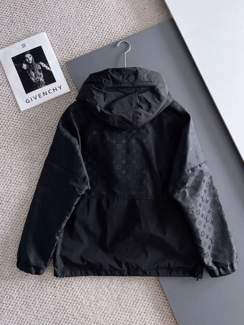 Louis Vuitton Outwear Lightweight 137622