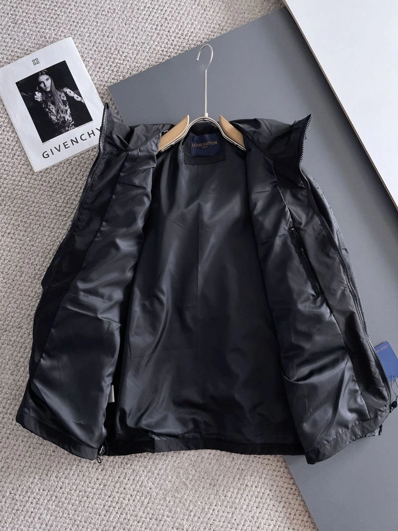 Louis Vuitton Outwear Lightweight 137622