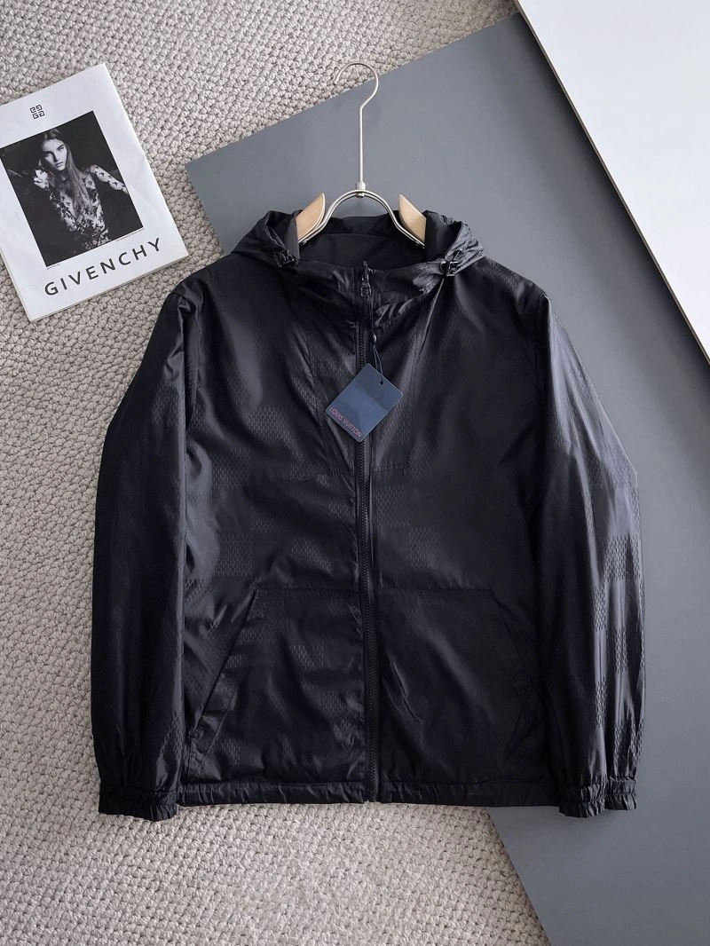 Trendsetting Louis Vuitton Outwear 137638