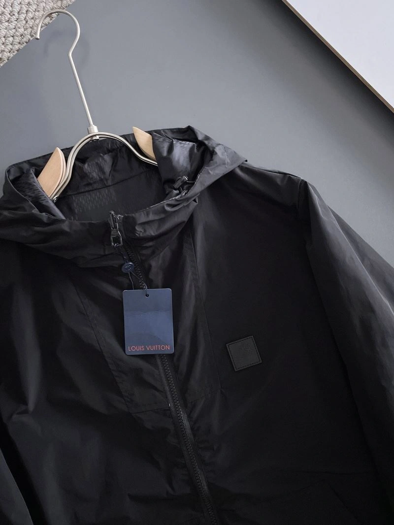 Trendsetting Louis Vuitton Outwear 137638