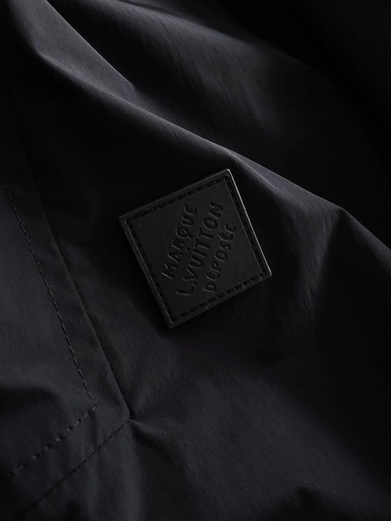 Trendsetting Louis Vuitton Outwear 137638