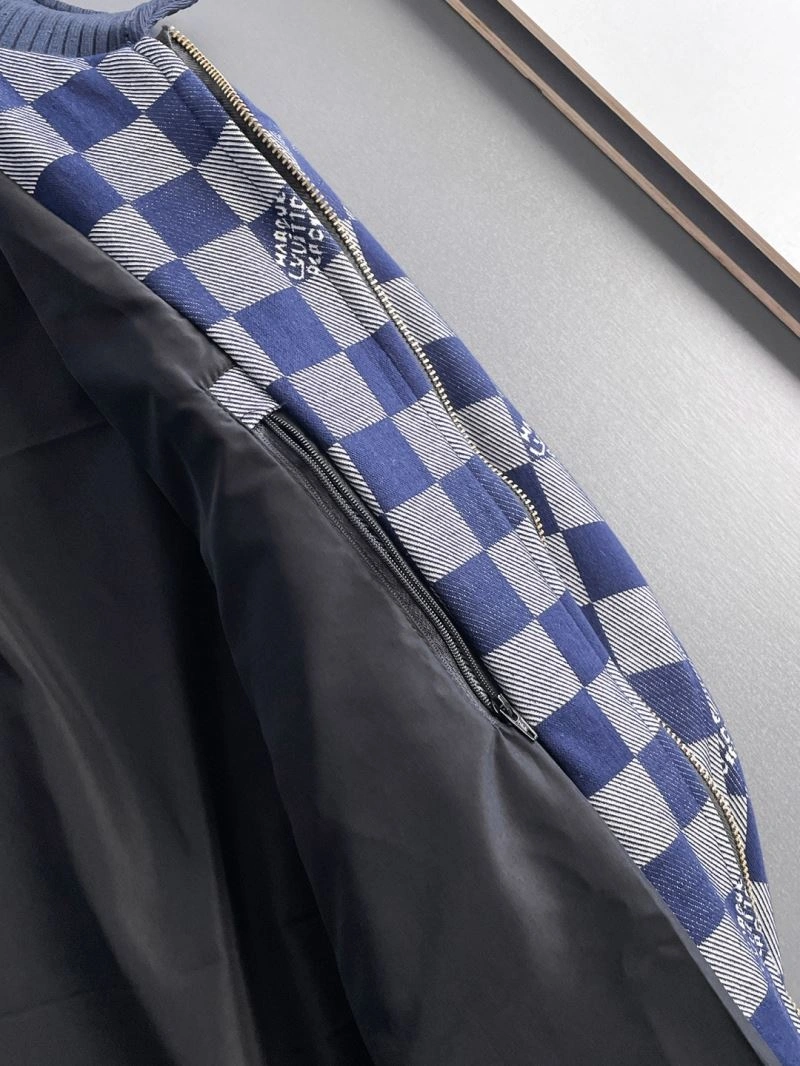 Original Louis Vuitton Outwear 137633