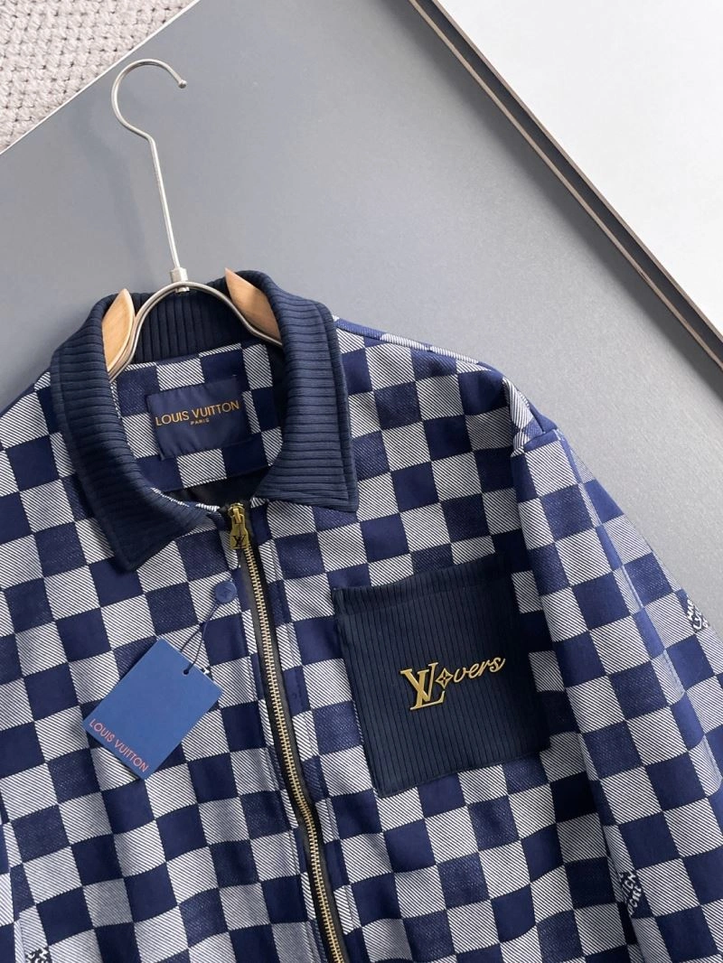 Original Louis Vuitton Outwear 137633