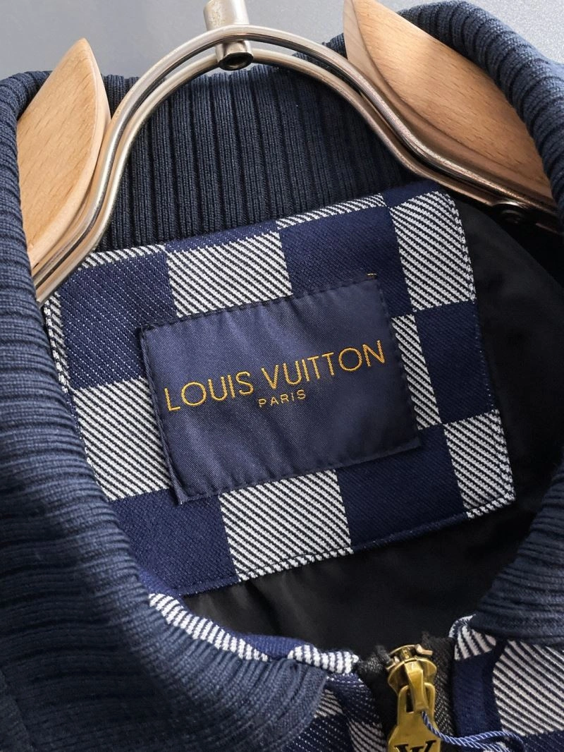 Original Louis Vuitton Outwear 137633