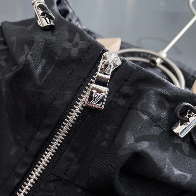 Elegant Louis Vuitton Outwear 137624