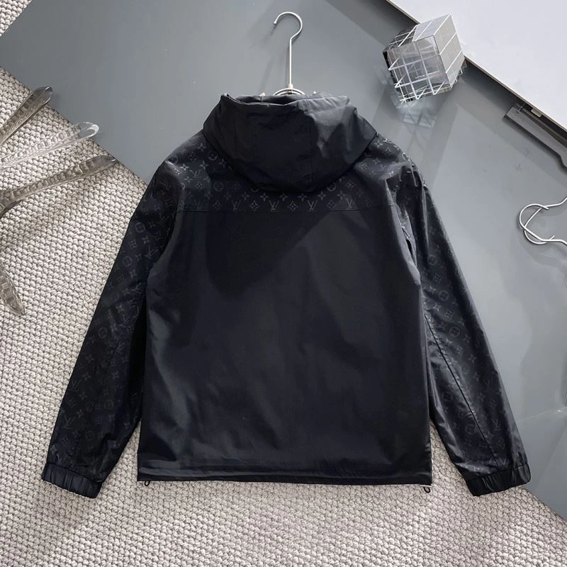 Louis Vuitton Outwear TravelReady 137620