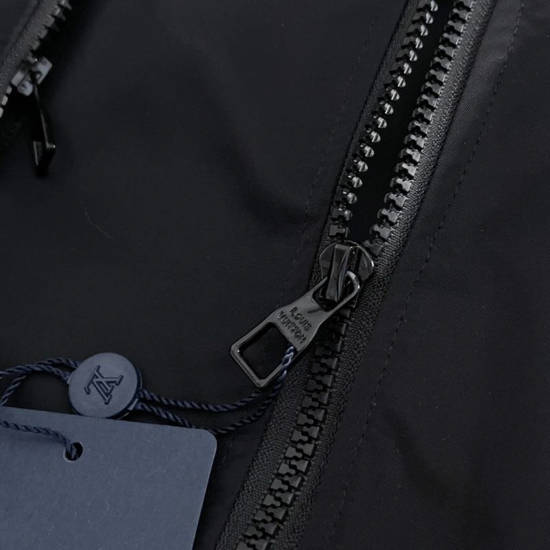 Louis Vuitton Outwear Timeless 137615
