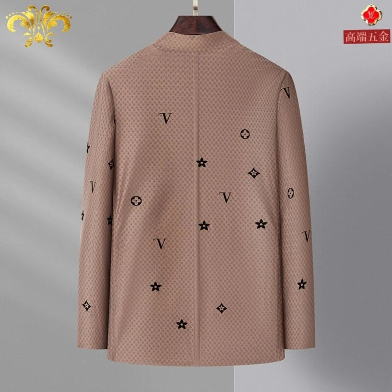 Breathable Louis Vuitton Outwear 137617