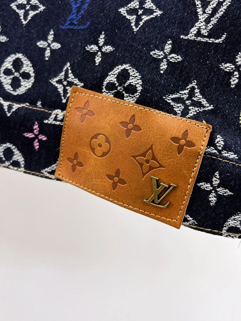 Thermal Louis Vuitton Outwear 137637