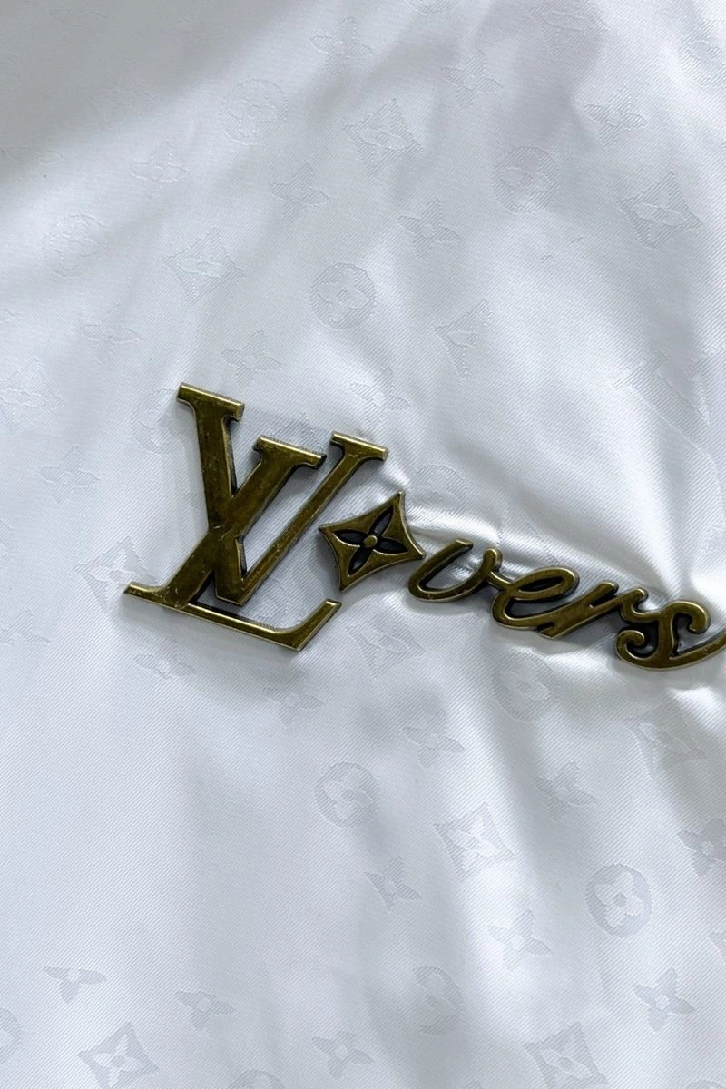 Louis Vuitton Outwear Durable 137610