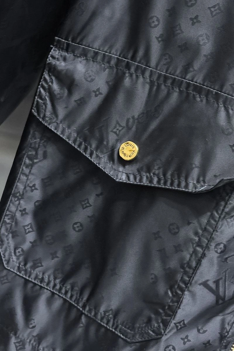 Louis Vuitton Outwear FashionForward 137618