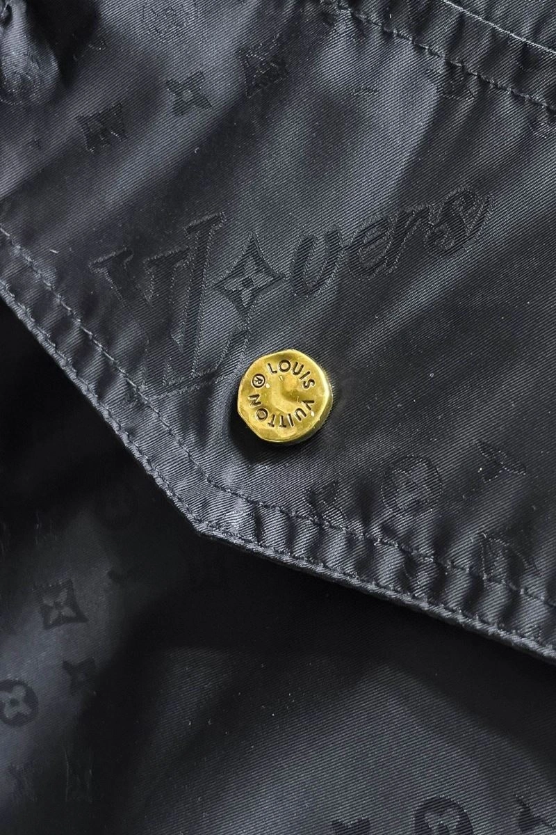 Louis Vuitton Outwear FashionForward 137618