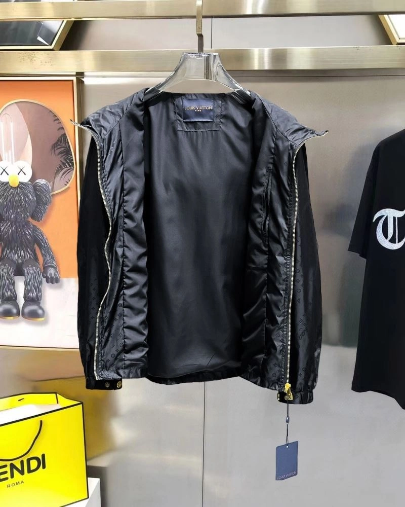 Louis Vuitton Outwear FashionForward 137618