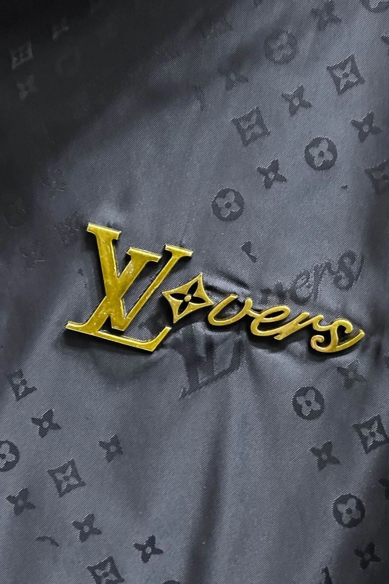 Louis Vuitton Outwear FashionForward 137618