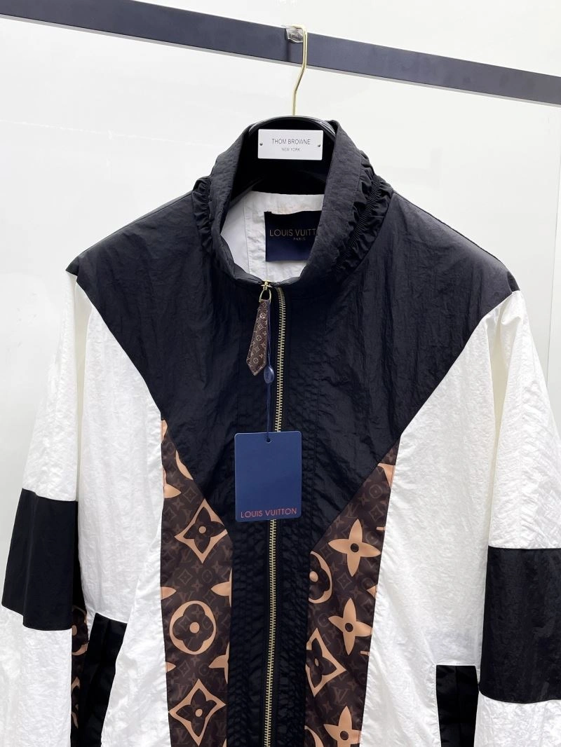 Louis Vuitton Outwear Classic 137614