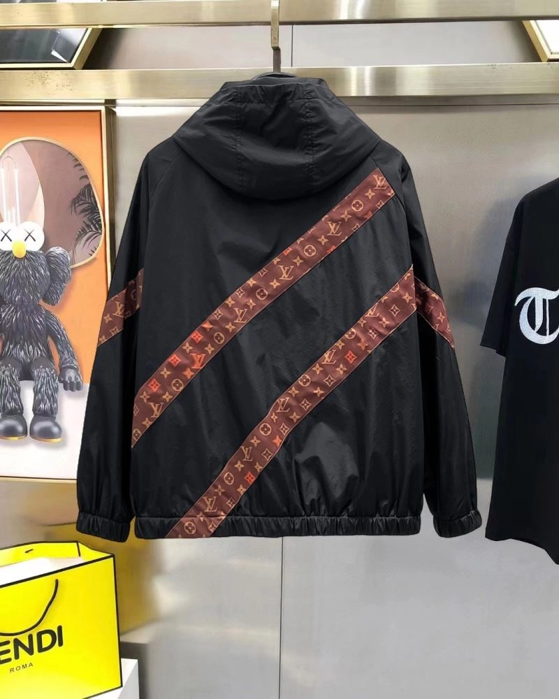 Louis Vuitton Outwear TechFriendly 137611