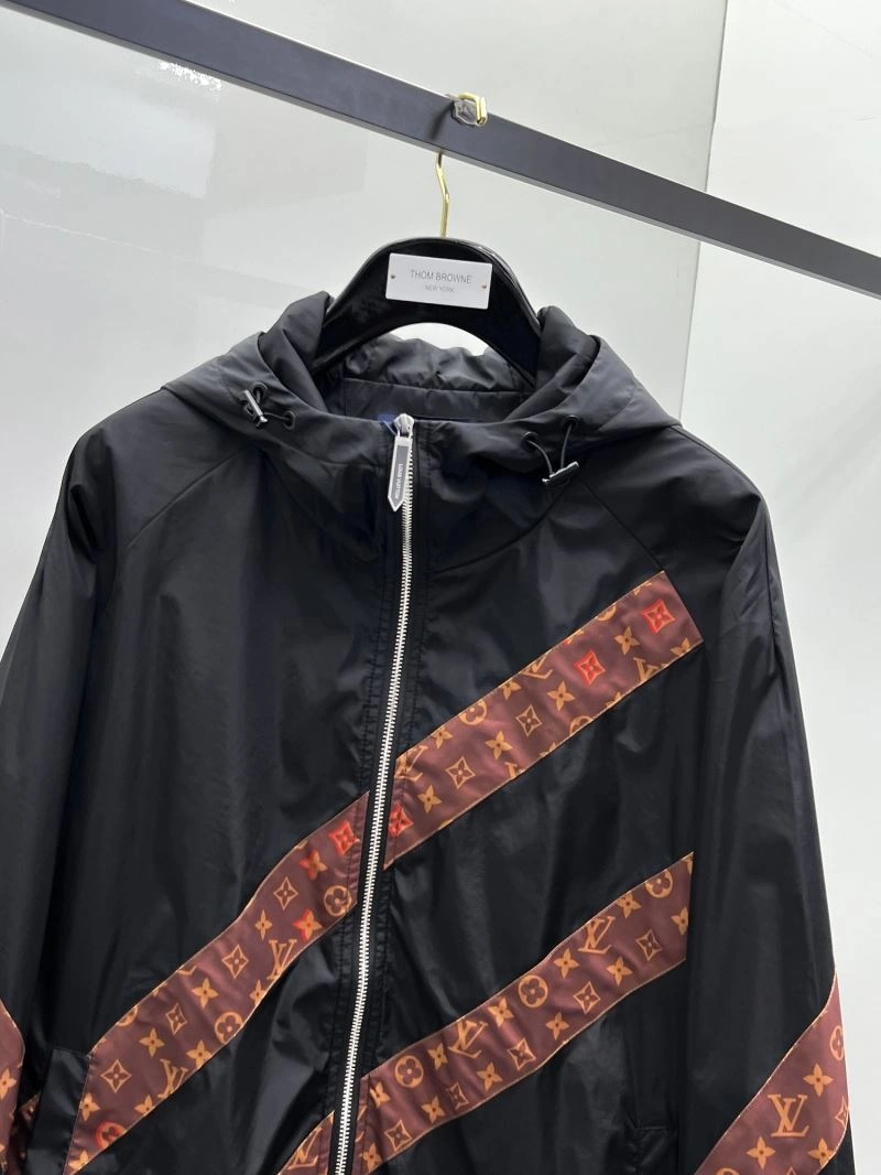 Louis Vuitton Outwear TechFriendly 137611