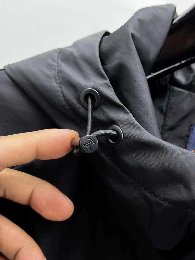 Louis Vuitton Outwear TechFriendly 137611