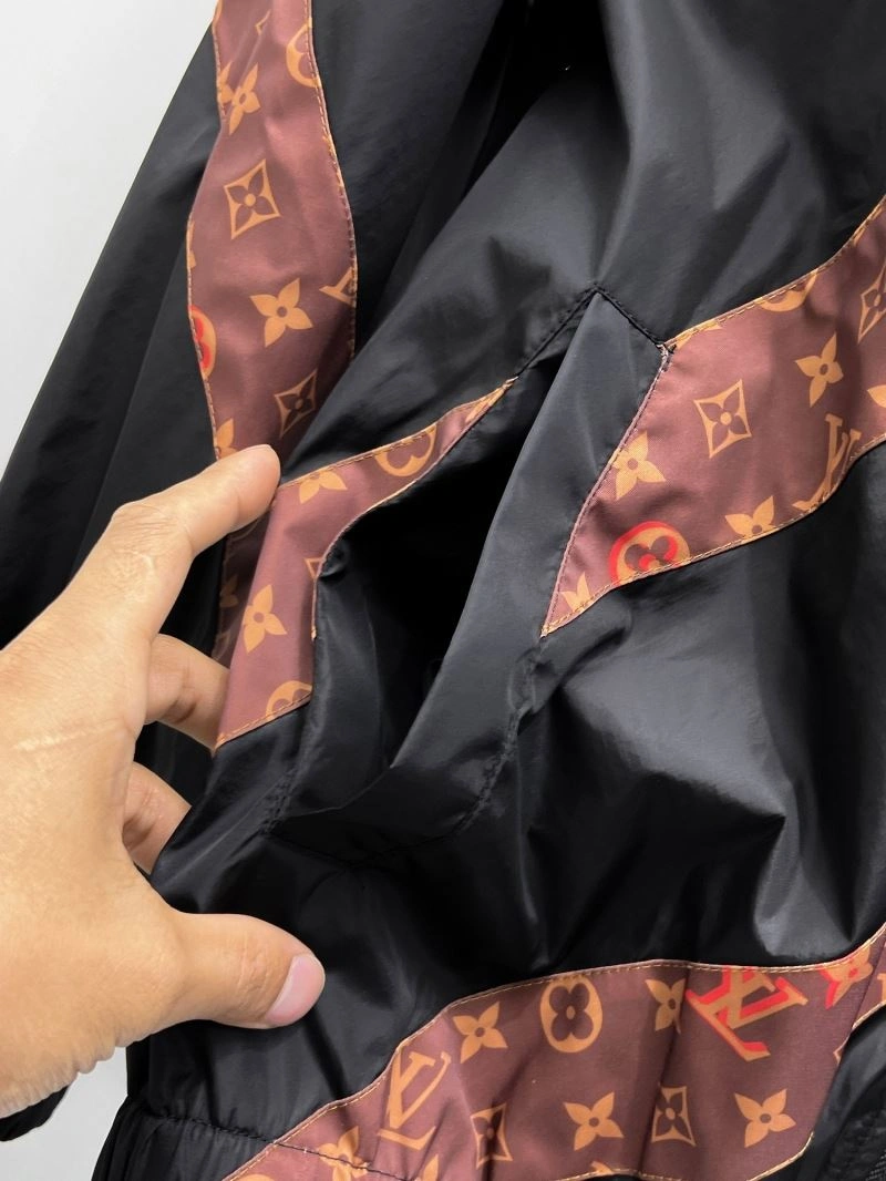 Louis Vuitton Outwear TechFriendly 137611