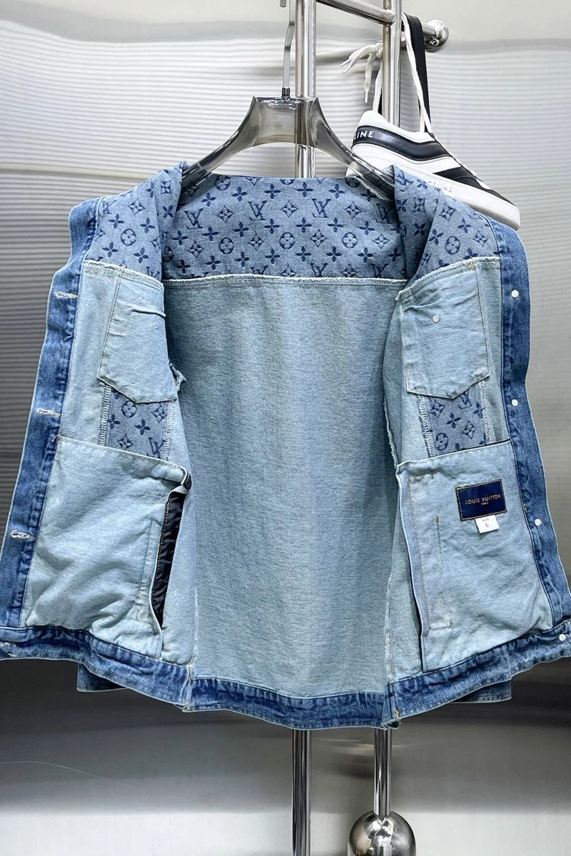 Louis Vuitton Outwear ZipUp 137607