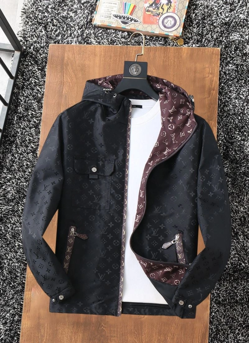 TopPick Louis Vuitton Outwear 137597